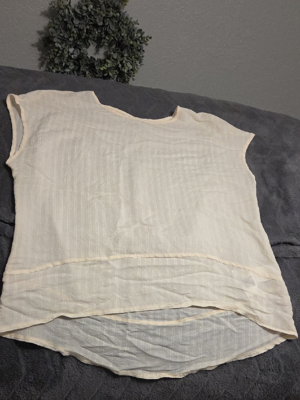 Light Cream Women's Cap-Sleeve Linen Top